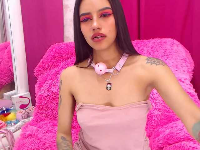 Kuvat ArianaMoreno ♥ Just because today is Friday, I will give you the control of my lush for 10 minutes for 200 tokens ♥ ♥ Just because today is Friday, I will give you the control of my lush for 10 minutes for 200 tokens ♥