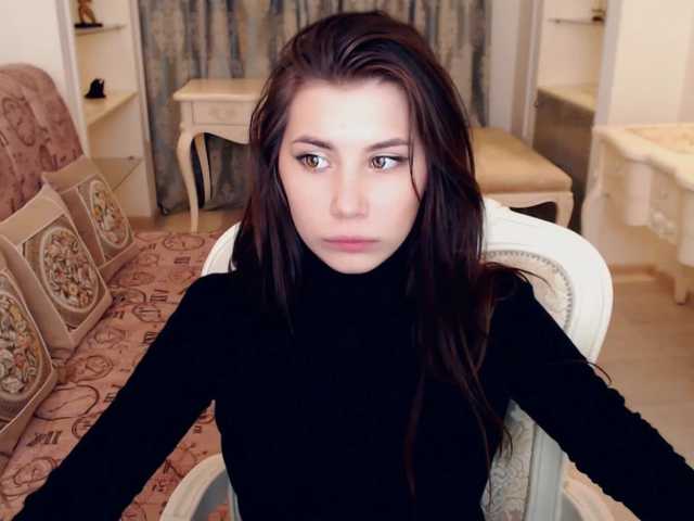 Lähettää kuvakaappauksia ArielBloom