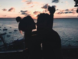 Eroottinen videokeskustelu ARIHSA