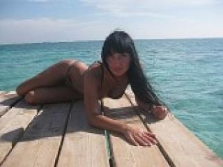 Eroottinen videokeskustelu arinacherry