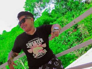 Eroottinen videokeskustelu Artemis-Rosse