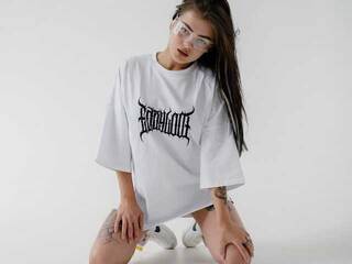 Eroottinen videokeskustelu ArtModelka