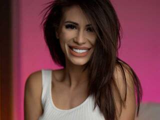 Eroottinen videokeskustelu AryaLopes