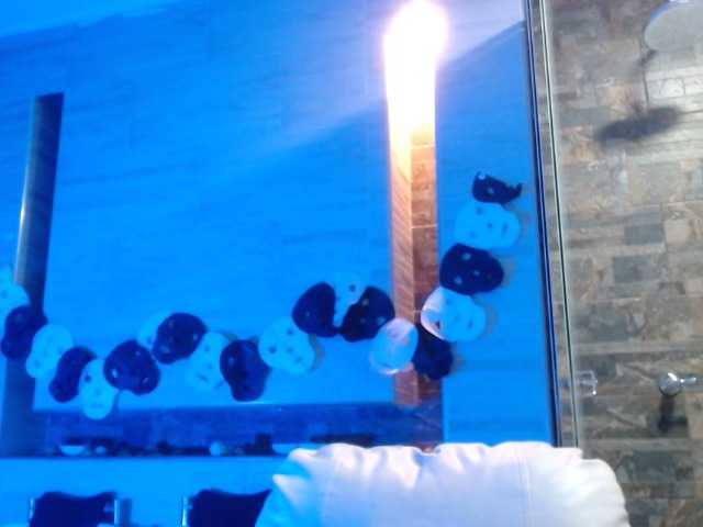 Lähettää kuvakaappauksia ashleyvillaz