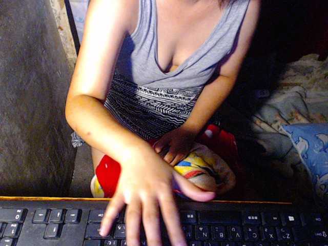 Kuvat AsianHotGirl hi bby give me 20 token for my tits 30 ass 100 pussy