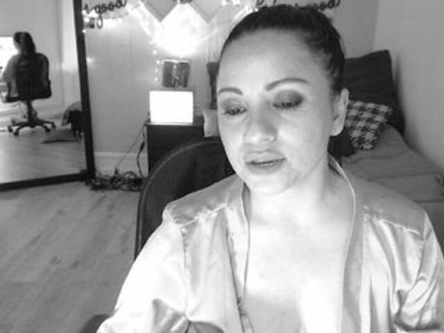 Lähettää kuvakaappauksia assbroken4u