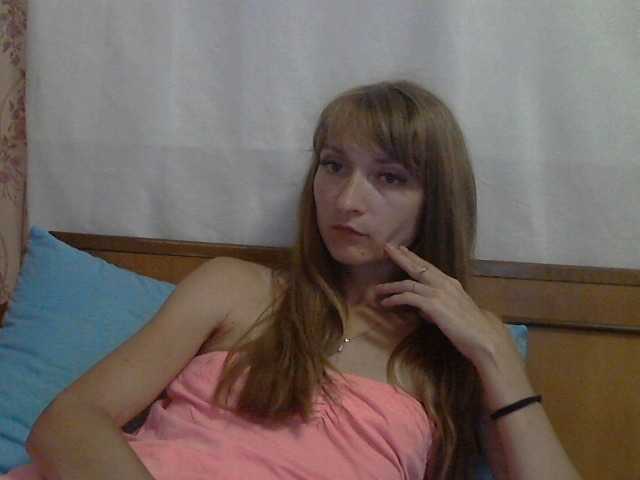 Lähettää kuvakaappauksia AsyaBlond