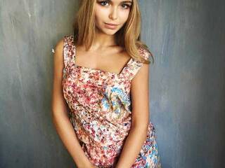 Eroottinen videokeskustelu AudreyParson