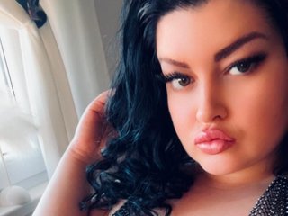 Eroottinen videokeskustelu AvaMelony