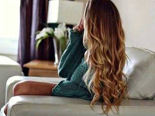 Eroottinen videokeskustelu Aveblonde