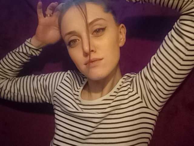 Lähettää kuvakaappauksia b1ToorBoPussy