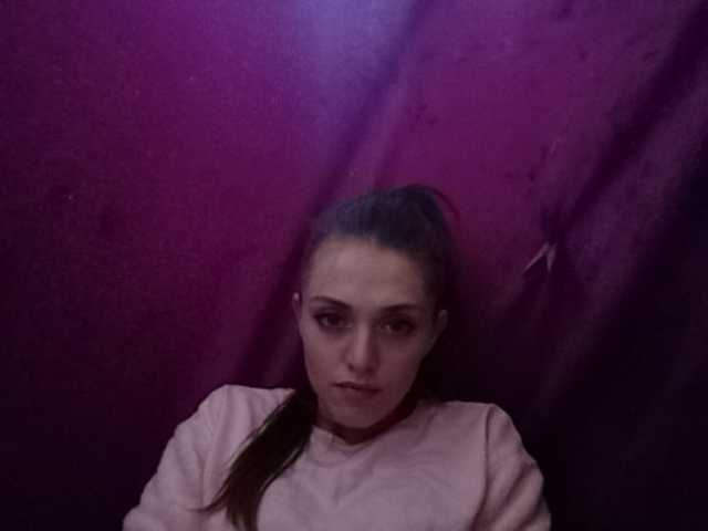 Lähettää kuvakaappauksia b1ToorBoPussy