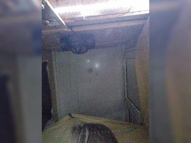 Lähettää kuvakaappauksia b1ToorBoPussy