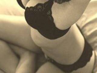 Eroottinen videokeskustelu babanegirl