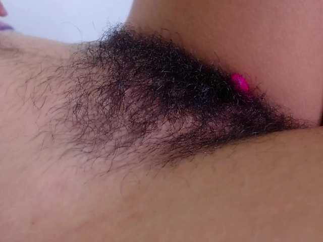 Kuvat Babe_ali HEY HRU? (GOAL IS DIRTY BLOW JOB) @sofar @total # deep #hairy #bush #big #natural #pussy #smalltits #bigass #cute #sexy