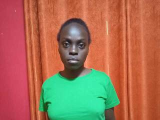 Eroottinen videokeskustelu Babenadia