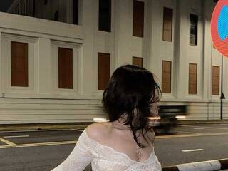 Eroottinen videokeskustelu Baby-sexytits