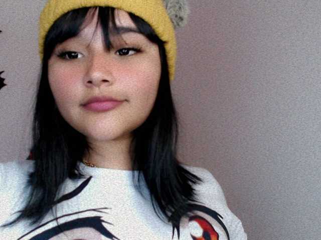 Lähettää kuvakaappauksia BabyAsianX0