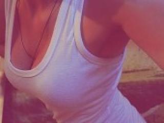 Eroottinen videokeskustelu babyeva