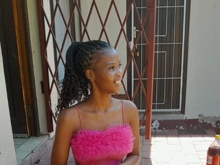 Eroottinen videokeskustelu BadGirlMonaa