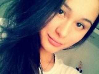 Eroottinen videokeskustelu bagiraira