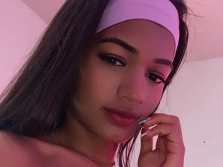 Eroottinen videokeskustelu BarbieHotLaura