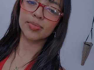 Eroottinen videokeskustelu Barelyhot11
