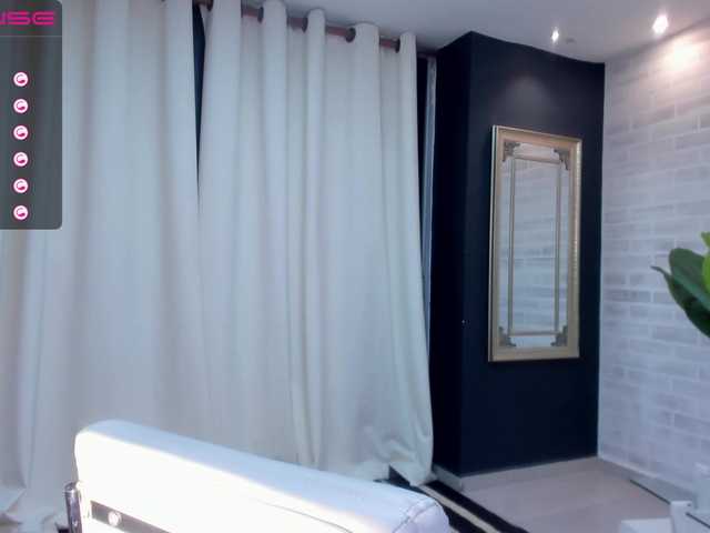 Lähettää kuvakaappauksia BeccaRoberts