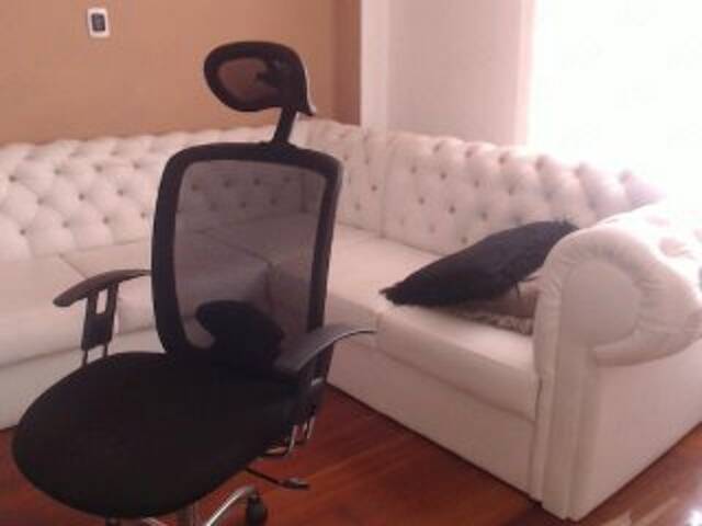 Lähettää kuvakaappauksia BeckyJames