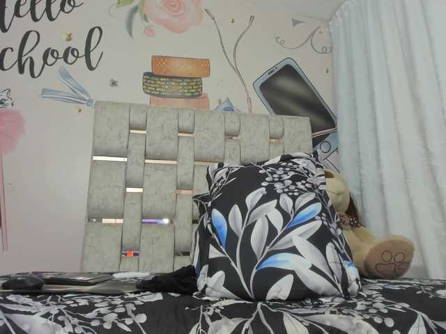 Lähettää kuvakaappauksia Bella-hadid