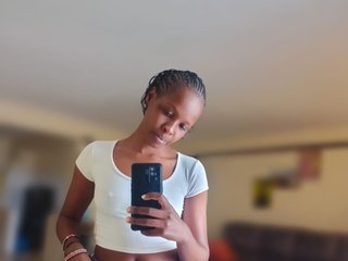 Eroottinen videokeskustelu Bella_cute