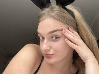 Eroottinen videokeskustelu Bellatrisssaaa