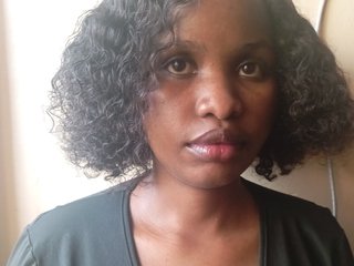 Eroottinen videokeskustelu Bessie1