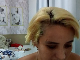 Eroottinen videokeskustelu BiaDelicia