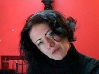 Eroottinen videokeskustelu bidelia