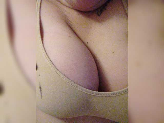 Kuvat big7boob7s .Pregnant I collect tokens)