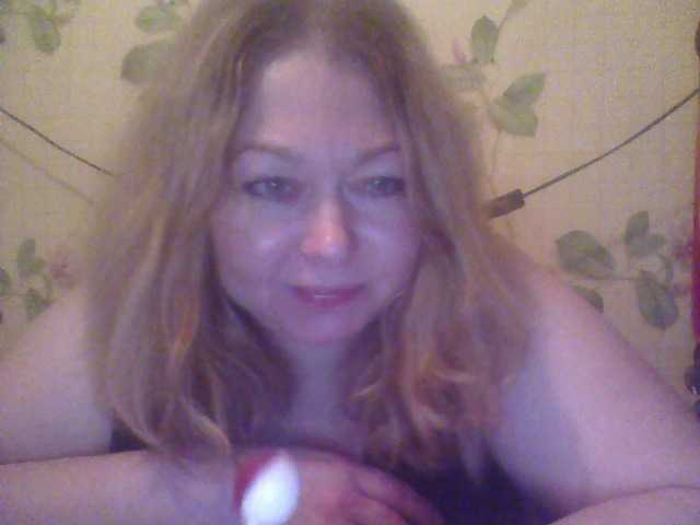 Lähettää kuvakaappauksia bigboobsss99