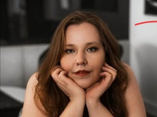 Eroottinen videokeskustelu BigButtBetty