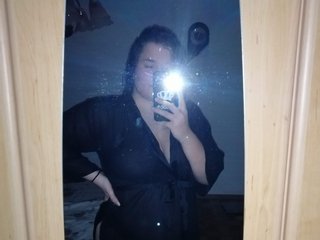 Eroottinen videokeskustelu BiggKittyGirl666