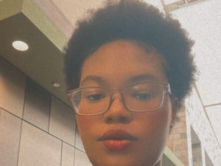 Eroottinen videokeskustelu BigSexy21