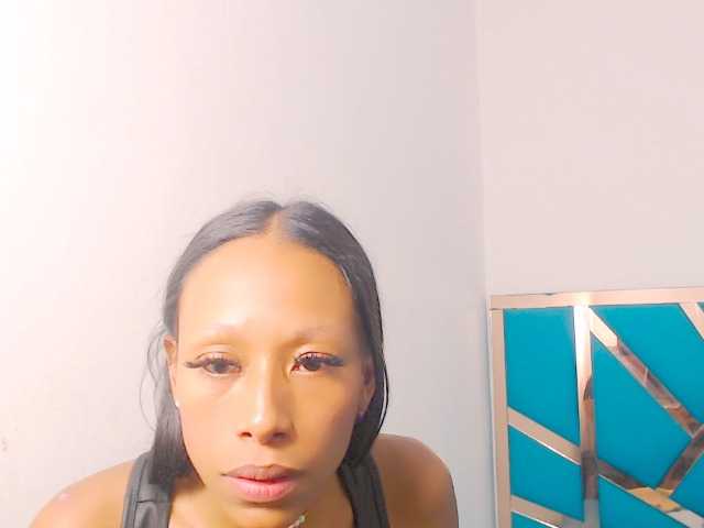 Lähettää kuvakaappauksia bitch-naughty