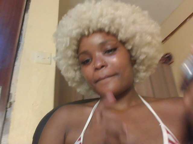 Lähettää kuvakaappauksia Blackcoco