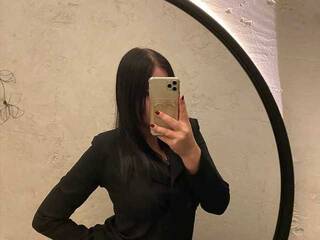 Eroottinen videokeskustelu blackkgirlll