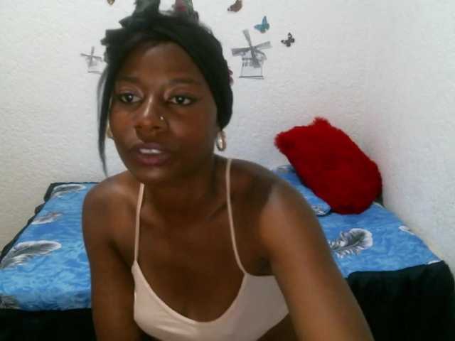 Kuvat Blackrosess15 Hi guys, today I'm horny, I want us to play for a while, if you want to talk with me, start with 2 tokens and we can talk about whatever you want, I get naked and masturbate120 token o pvt.500. (101500).