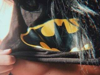 Eroottinen videokeskustelu Moschino_Girl