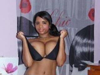 Eroottinen videokeskustelu blacksusi