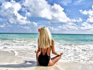 Eroottinen videokeskustelu blon-dino4ka