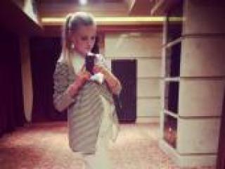 Eroottinen videokeskustelu blondaaas