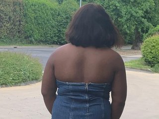 Eroottinen videokeskustelu Bonbonaumiel