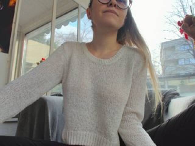 Lähettää kuvakaappauksia lucydevlin